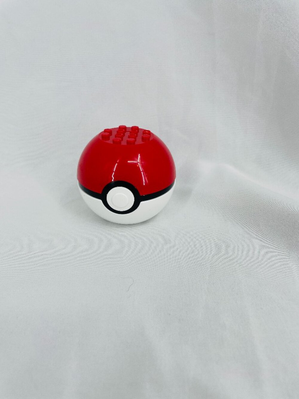 Mega Construx Lego Style Pokeball